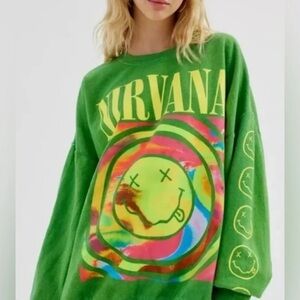 U/O Nirvana Smile Oversized Crew Neck Sweathirt